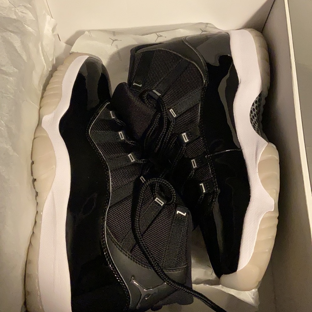 Jordan 11 jubilee 25th anniversary size 12